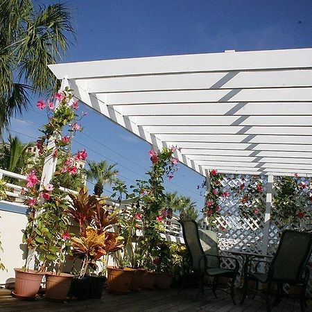 Blue Wave Motel & Suites Clearwater Beach Bagian luar foto